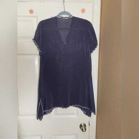 Johnny Was Livana Embroidered Floral Short Sleeve Tunic Gray Med - Picture 7 of 11